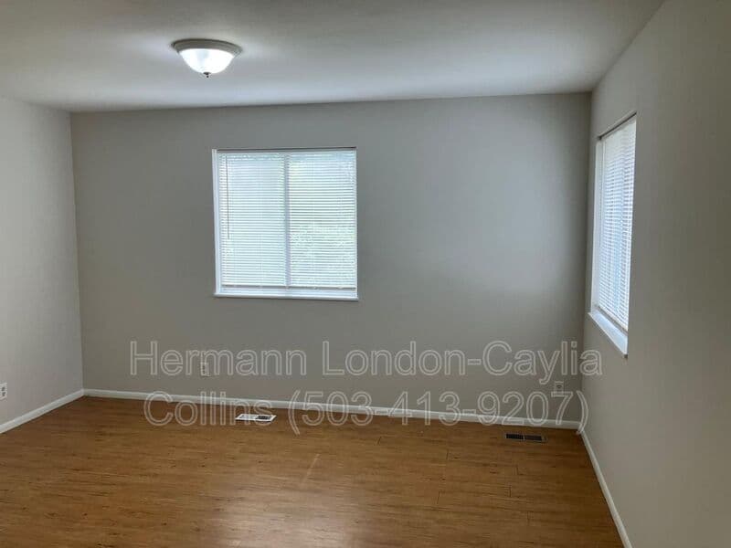 Saint Louis House: 9609 Dromore Court