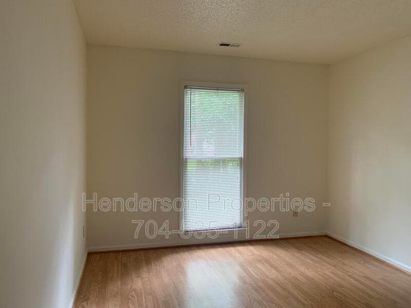 Charlotte Condo: 6516 Park South Drive