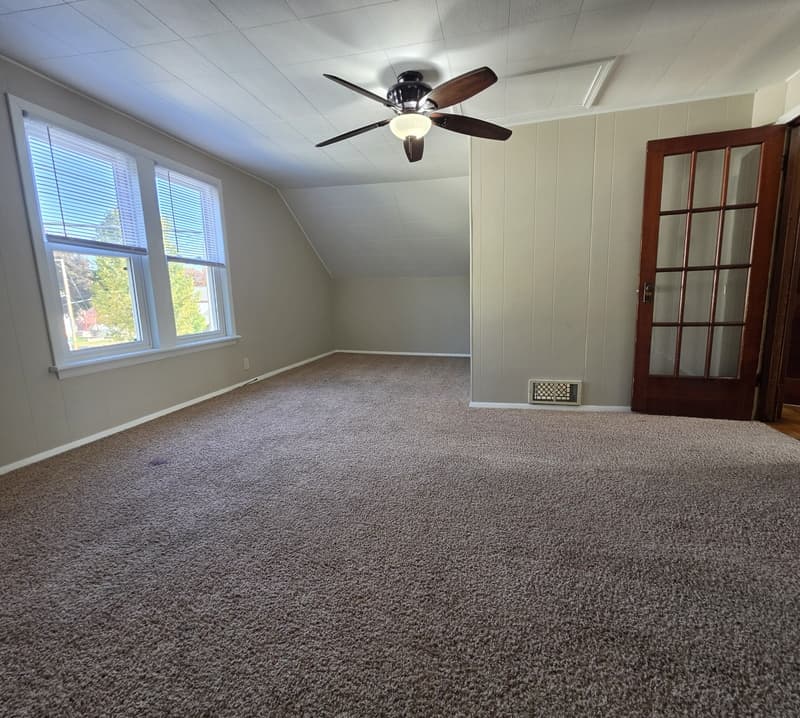 Appleton House: 1009 North Oneida Street