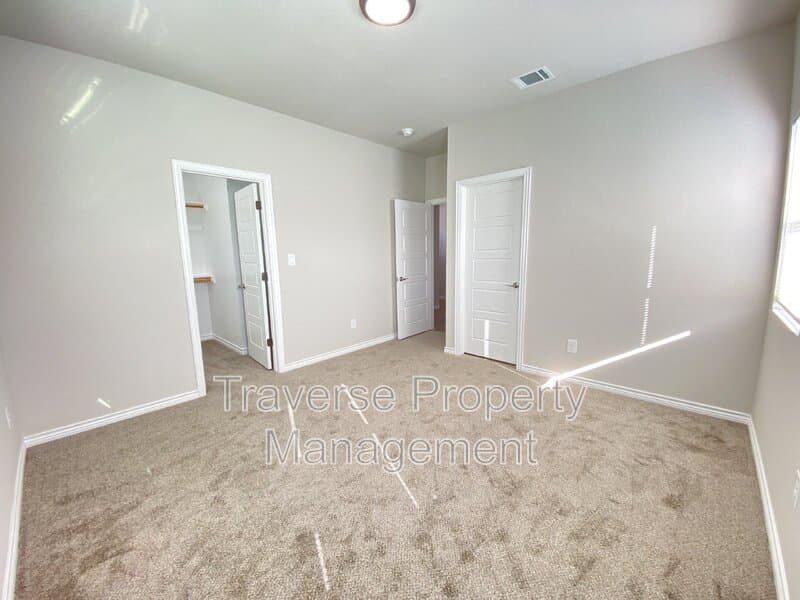 Fort Worth House: 1309 Arizona Ave