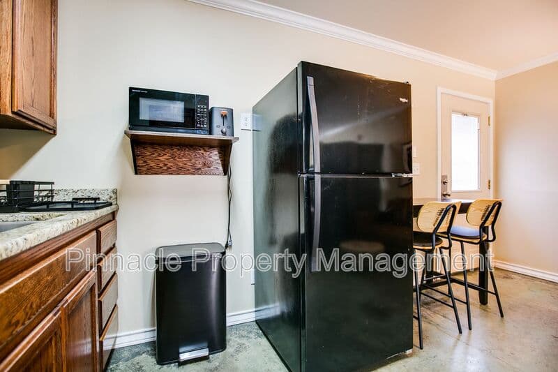 San Angelo Condo: 350 W Avenue L