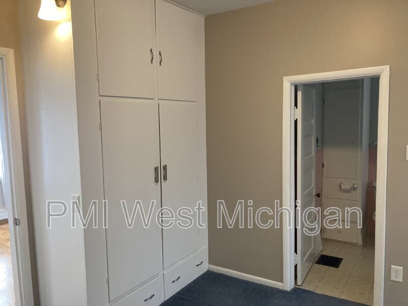 Grand Rapids Condo: 36 Lowell Ave NE