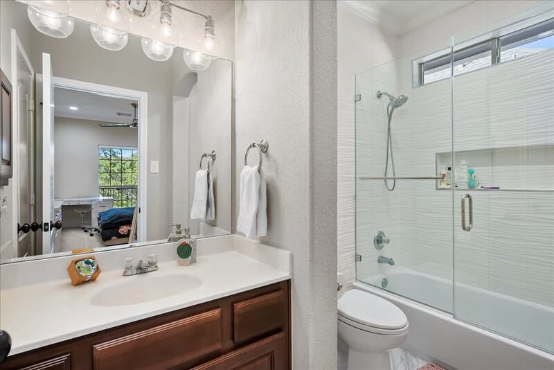Austin House: 12921 Bloomfield Hills Lane