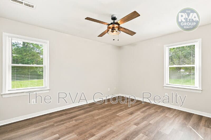 Richmond House: 201 Evergreen Avenue
