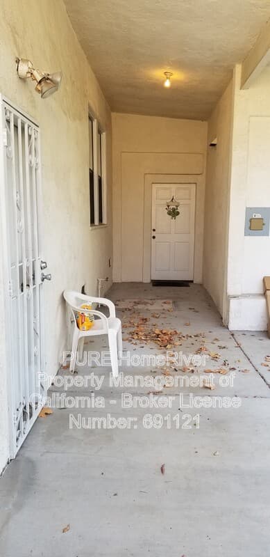 Sacramento House: 2571 Ione St