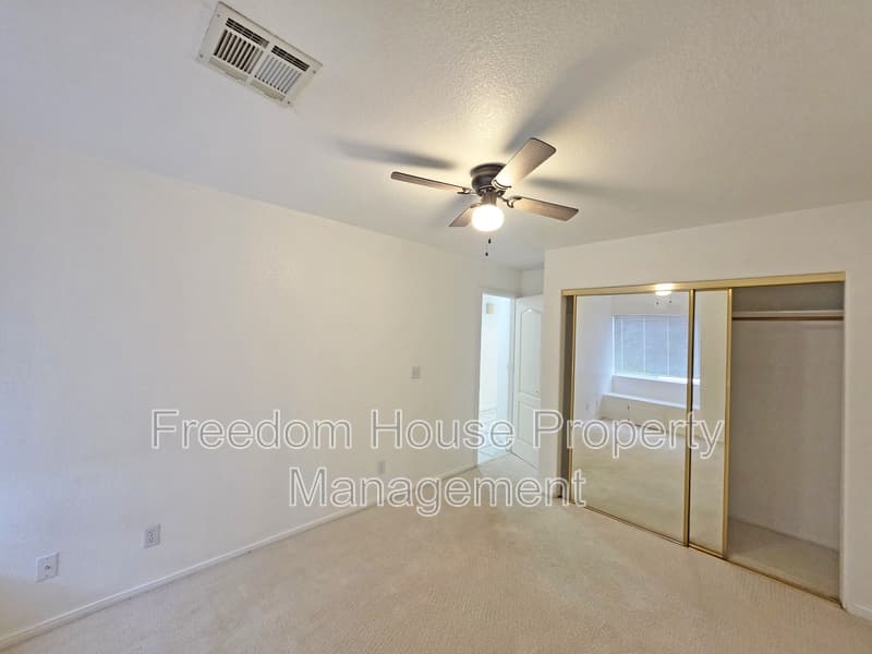 Pahrump House: 2060 River Plate Drive