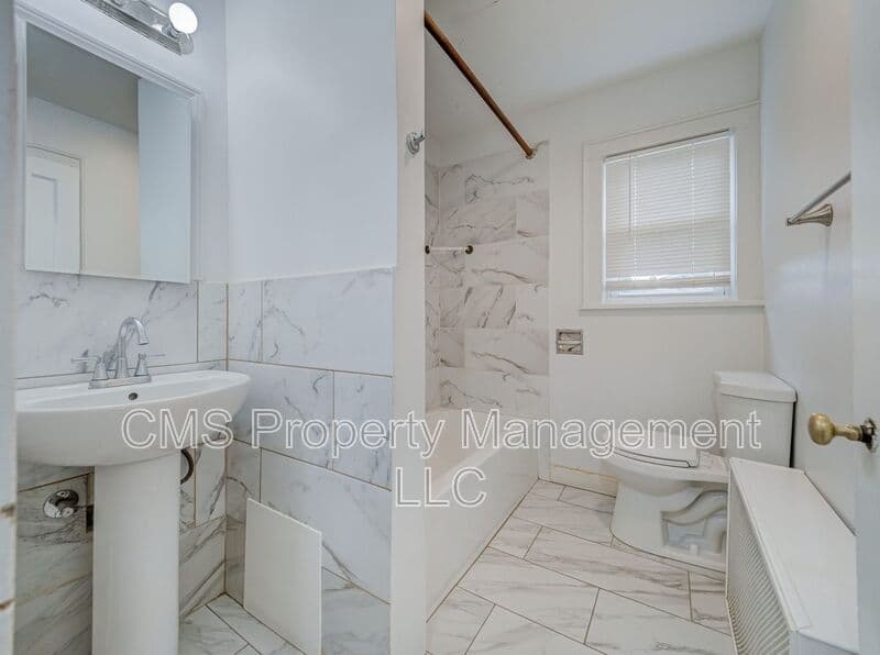 Bound Brook Condo: 407 Longwood Ave