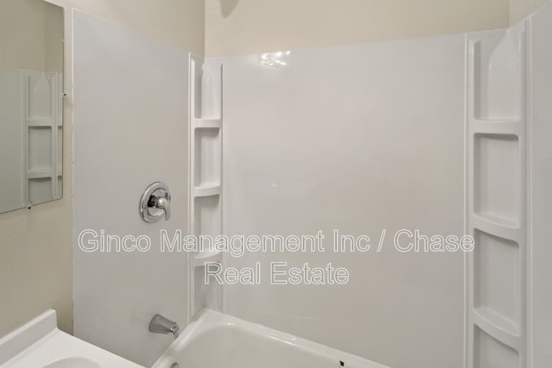 Aurora Condo: 991 Tollview Avenue - 10