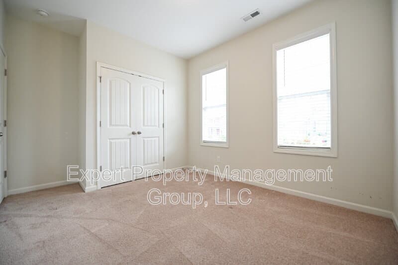Clayton House: 113 Crawford Parkway