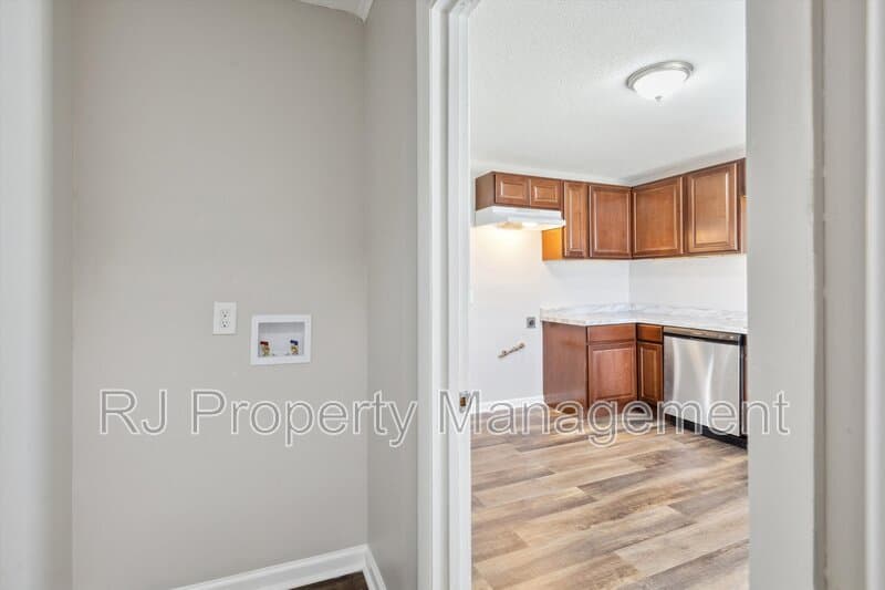 Memphis House: 3308 Norton Rd