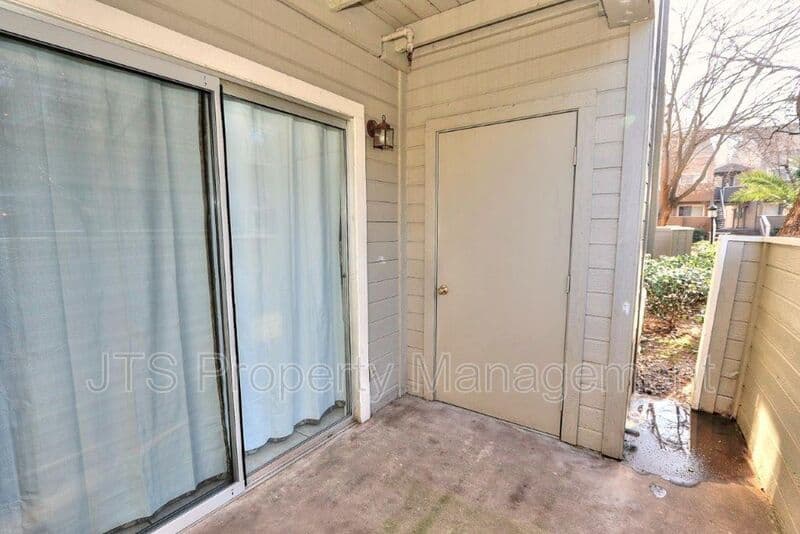 Sacramento Condo: 1019 Dornajo Way