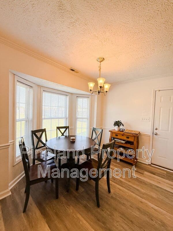 Raeford House: 301 Buckeye Drive
