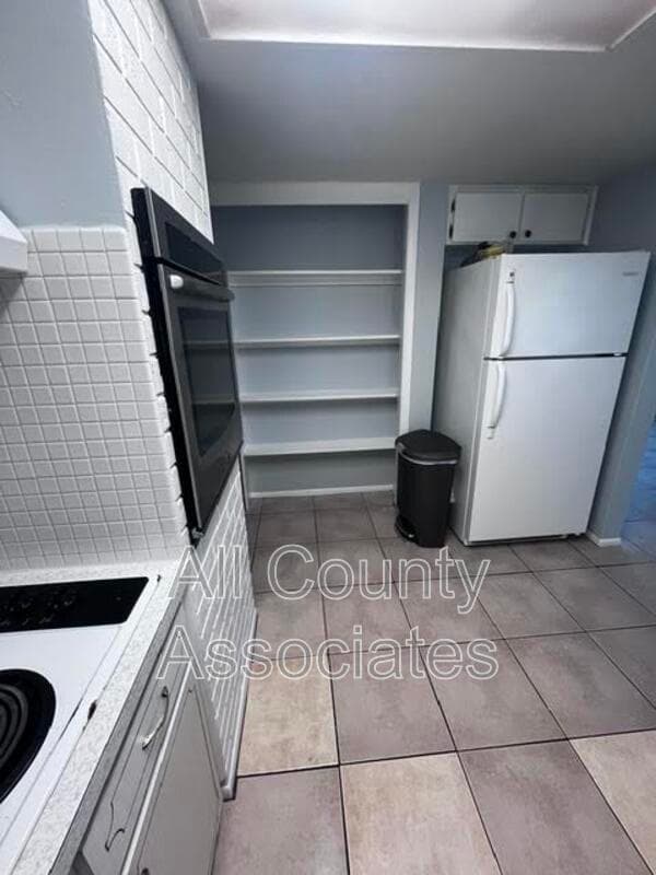 Holiday House: 3404 Devonshire Dr