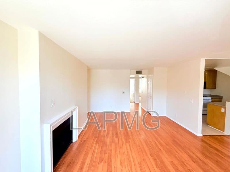 Studio City House: 4202 Tujunga Ave