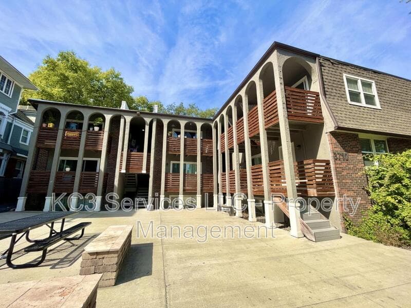 Kansas City Condo: 3710 Wyandotte St