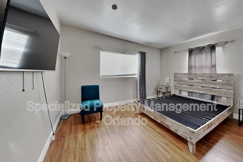 Orlando Condo: 313 S Lawsona Blvd