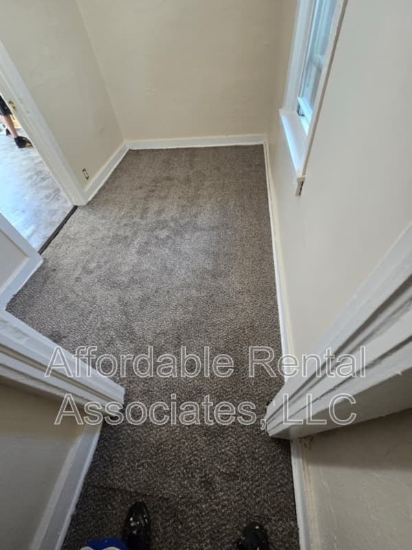 Milwaukee Condo: 1643 S 7th ST