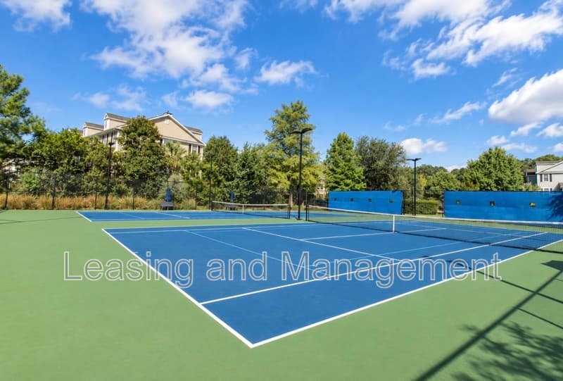 Mount Pleasant Condo: 1807 Basildon Road