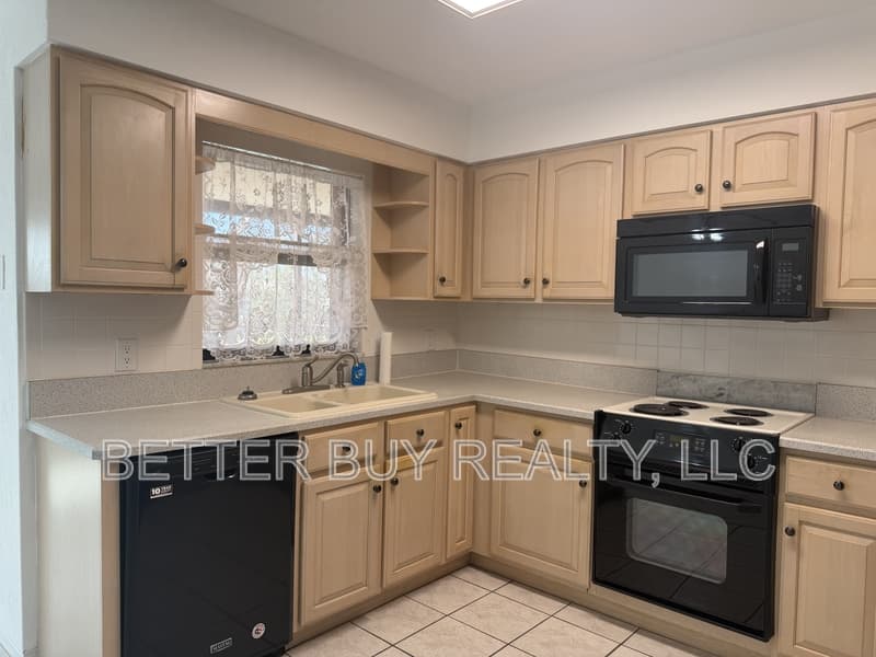 Flagler Beach House: 337 North 10th Street