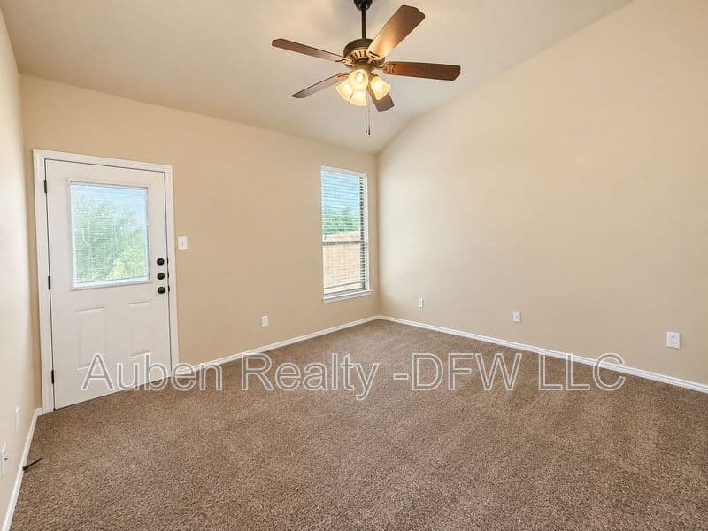 Mansfield House: 1426 Ravenwood Drive