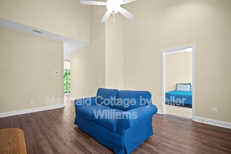 Beaufort Townhome: 222 Admiration Avenue