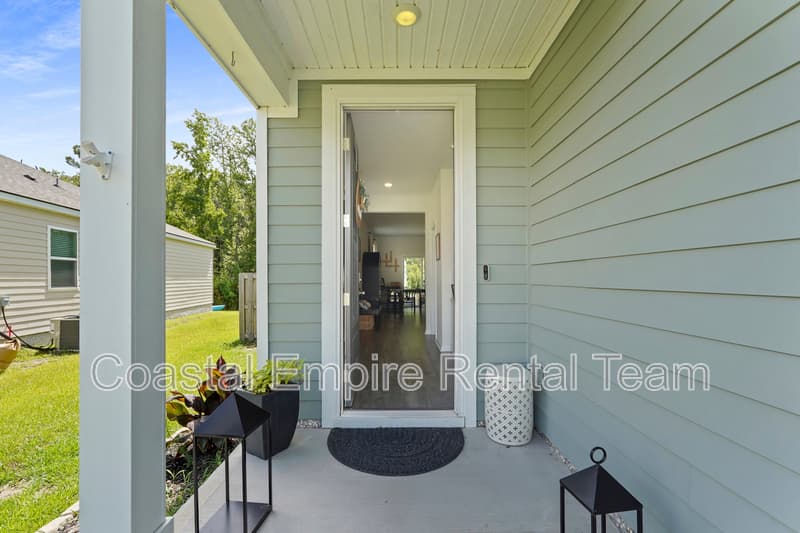 Richmond Hill House: 41 Gypsea Lane