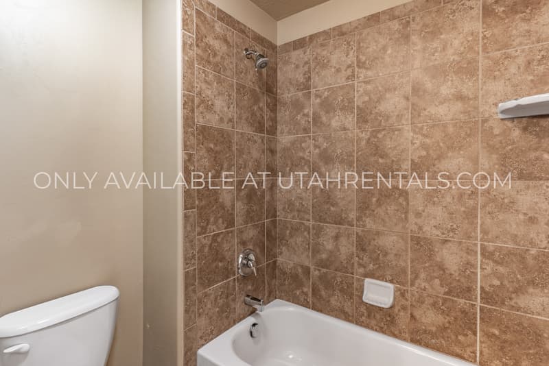 Lehi House: 3342 N 150 W