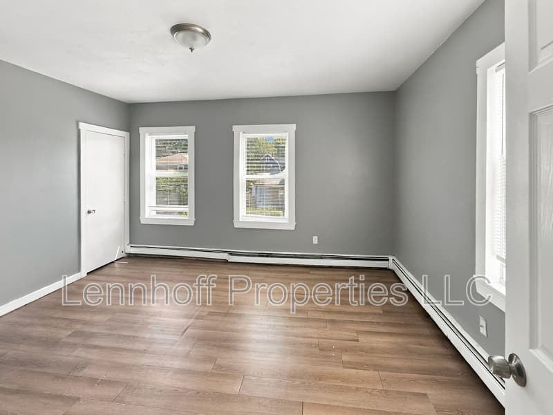 Lowell Condo: 142 Jewett Street - 3