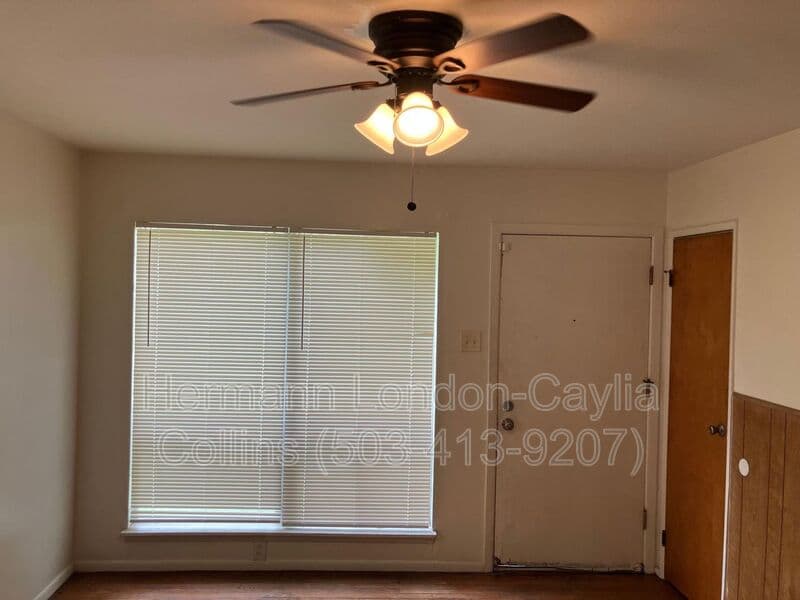 Saint Louis House: 234 Connolly Drive