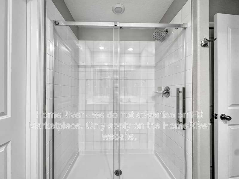 Ruskin House: 416 Royal Empress Dr