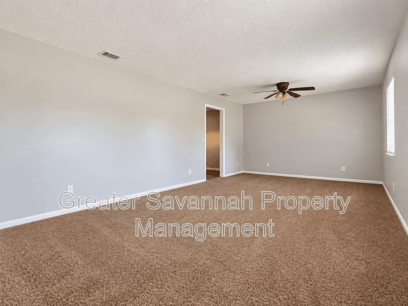 Hinesville House: 627 Georgia Avenue