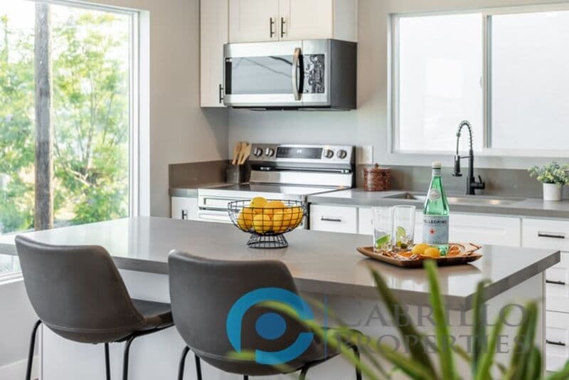 San Diego Condo: 3077 Martin Ave