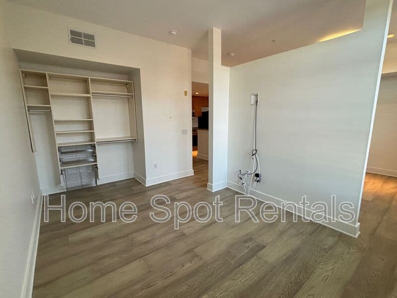 Atlanta Condo: 925 Garrett St. SE