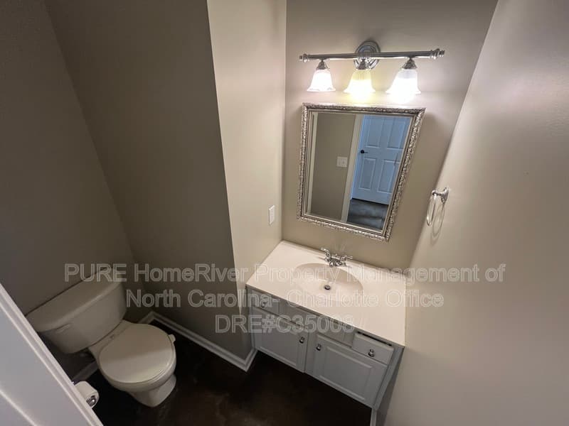 Charlotte House: 8903 Darcy Hopkins Drive