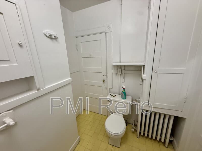 Reno Condo: 46 West 10th Street Rm 5