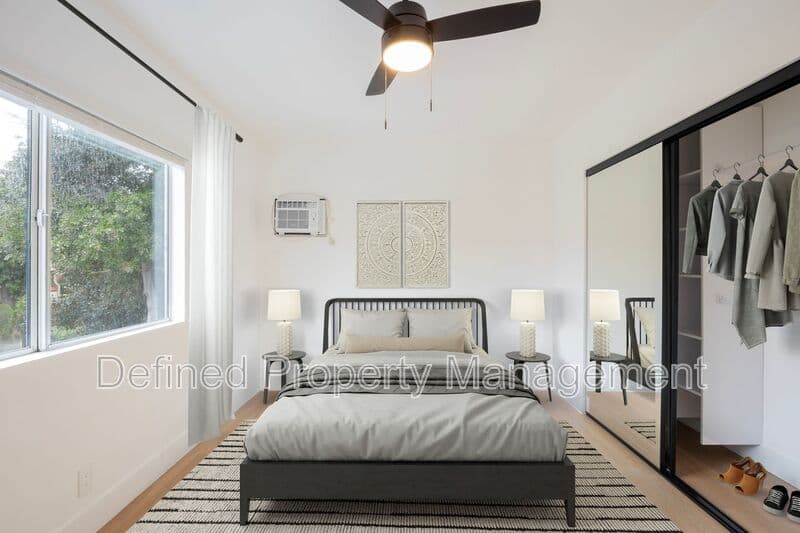 West Hollywood House: 937 Orange Grove Ave
