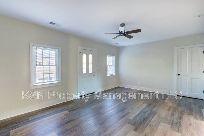Savannah Condo: 543 East Harris Street