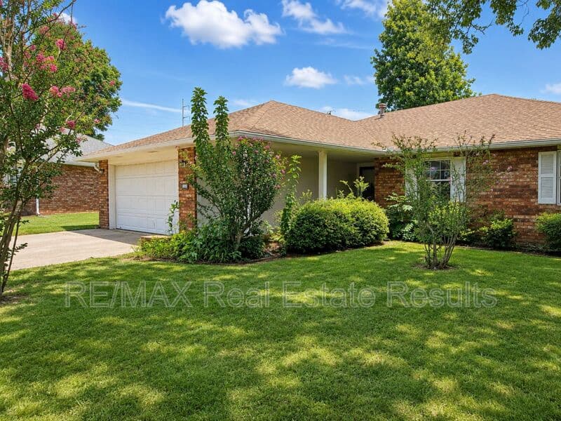Bentonville Condo: 1810 Crouch St