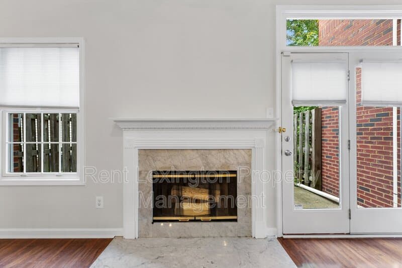 Lexington House: 1625 Nicholasville Road Unit 601
