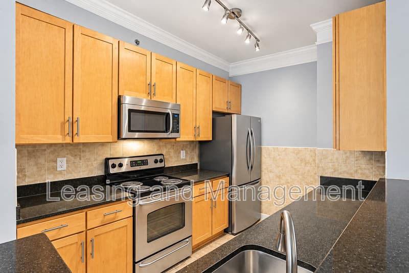 Charleston Condo: 1755 Central Park Road
