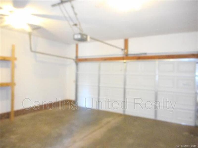 Charlotte House: 6611 Flat Creek Dr