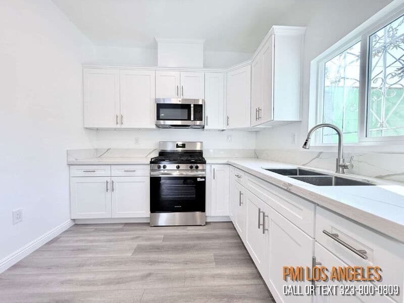los angeles Condo: 2252 East 103rd Street