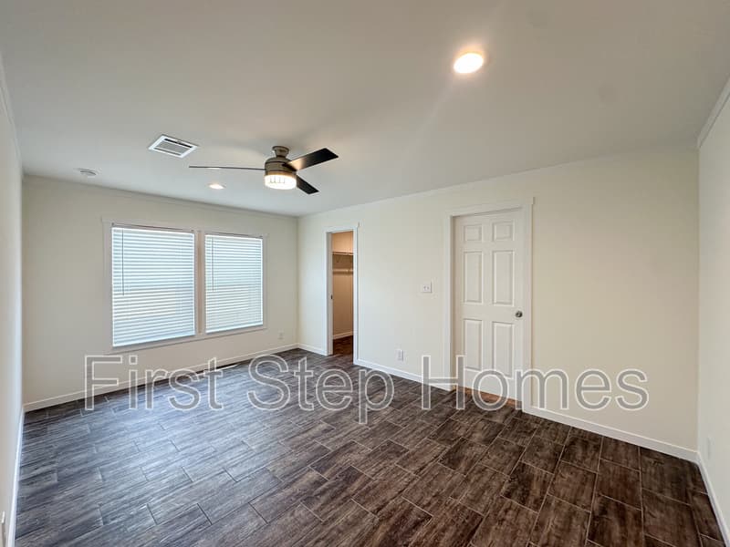 Greenville House: 237 Noriker Dr