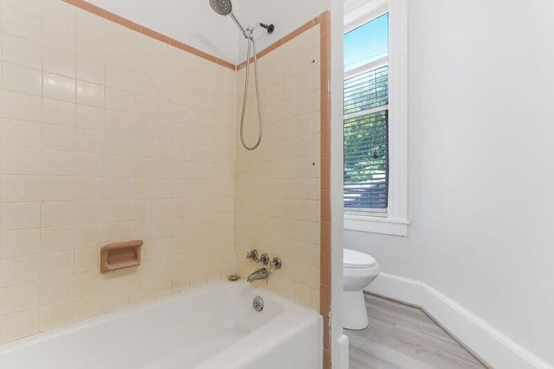 Fredericksburg Condo: 1122 Caroline St