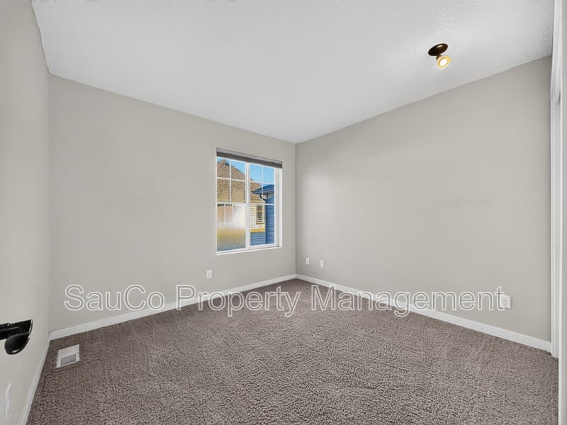 Beaverton House: 431 Southwest 204th Ter