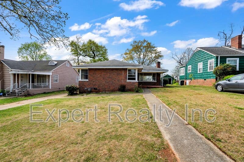Birmingham House: 1025 45th Street Ensley
