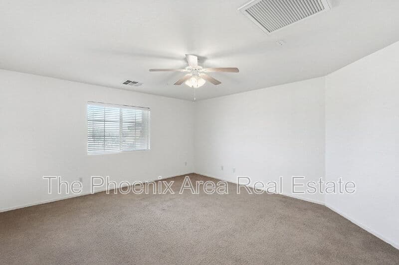 San Tan Valley House: 2669 W Quick Draw Way