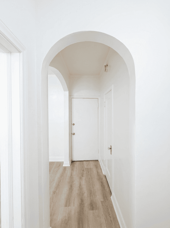 Venice Condo: 21 Westminster Avenue - 201