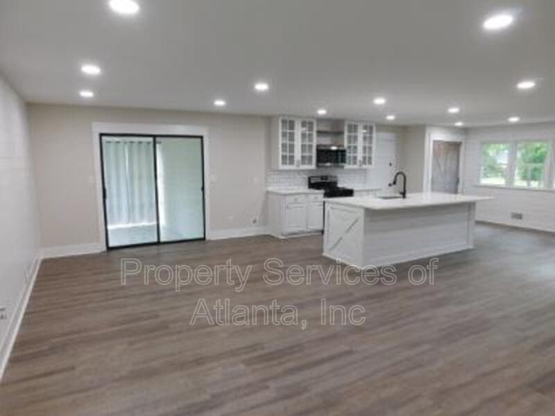 Marietta House: 2980 Prince Howard Dr