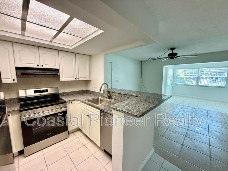 New Port Richey Condo: 5111 Amulet Dr